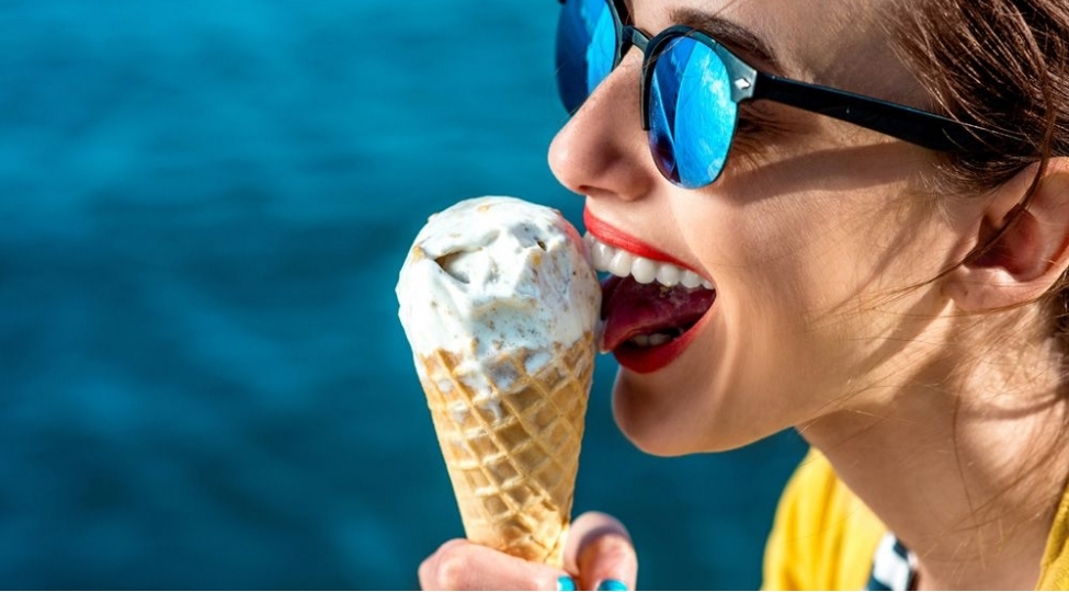 isti-havada-dondurma-yemek-olmaz