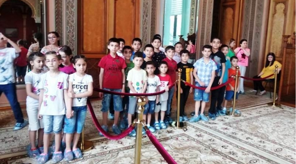 paytaxtin-ushaq-evlerinin-kollektivleri-milliazerbaycantariximuzeyi-ile-tanish-olublar-foto