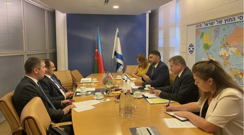 azerbaycan-sefiri-ve-israil-xin-in-bash-direktoru-emekdashliq-meselelerini-muzakire-edibler