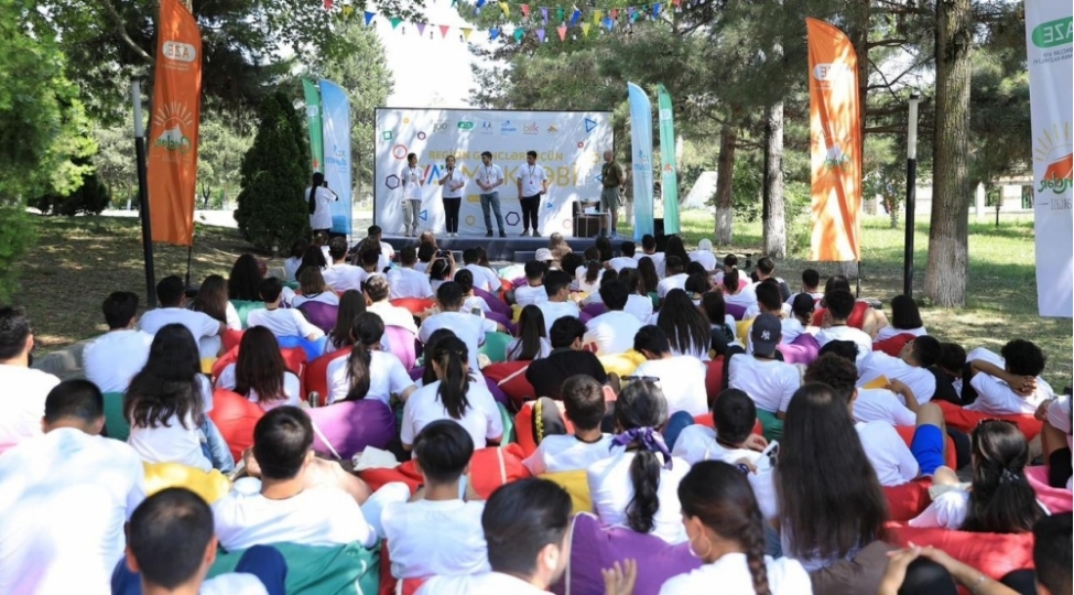 region-gencleri-uchun-yay-mektebi-davam-edir-foto