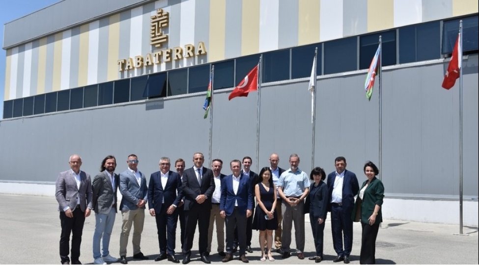 azerbaycan-gurcustana-siqaret-ixracina-bashlayir-foto