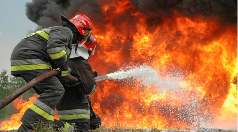 terterde-taxil-sahesinde-yangin-sondurulub-video