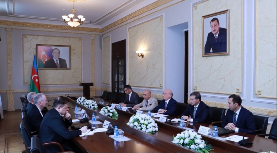 azerbaycanla-muqeddes-taxt-tac-arasinda-dini-sahede-emekdashliq-meseleleri-muzakire-olunub-foto