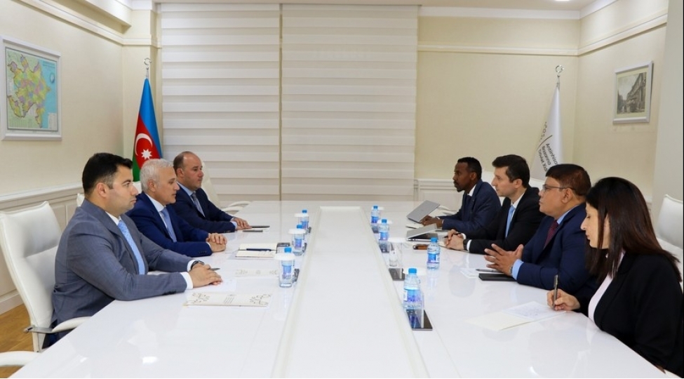 azerbaycanda-halal-infrastrukturun-formalashdirilmasi-imkanlari-muzakire-olunub-foto