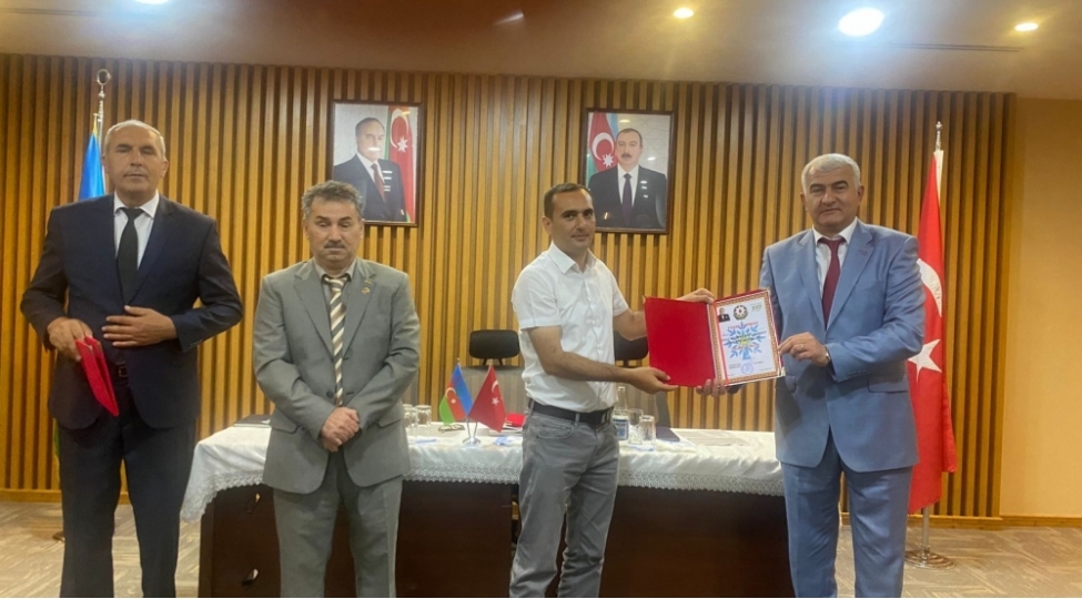 qazaxda-heyder-eliyev-ili-cherchivesinde-novbeti-tedbir-kechirildi-foto