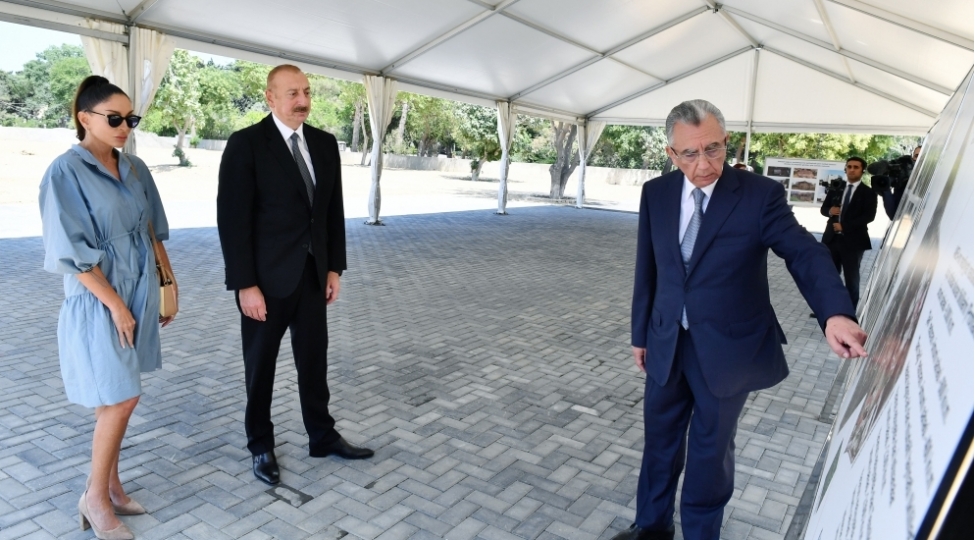 prezident-ve-birinci-xanim-merkezi-nebatat-baginda-aparilan-ishlerle-tanish-olublar-yenilenib