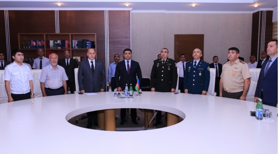musteqil-ve-qudretli-azerbaycanin-temelinin-qoyuldugu-gun-foto