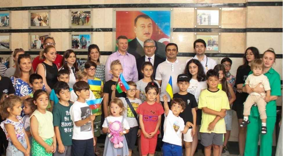 bakida-ukraynali-ushaqlar-uchun-tibbi-muayineler-teshkil-olunub
