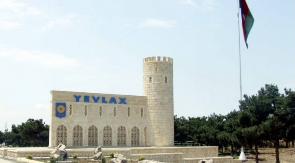 tehsil-muessisesindeki-qanunsuzluqlarla-bagli-cinayet-ishi-bashlanib