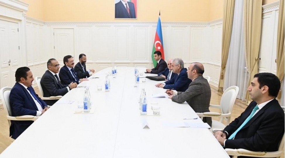 azerbaycan-bash-nazirin-muavini-iccia-rehberleri-ile-gorushub