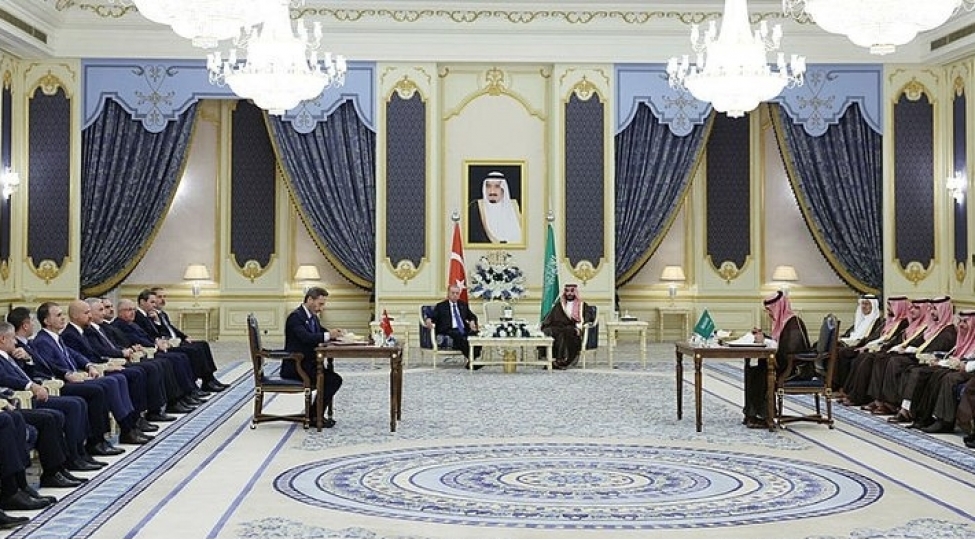 turkiye-ve-seudiyye-erebistani-arasinda-emekdashliga-dair-5-sened-imzalanib-foto