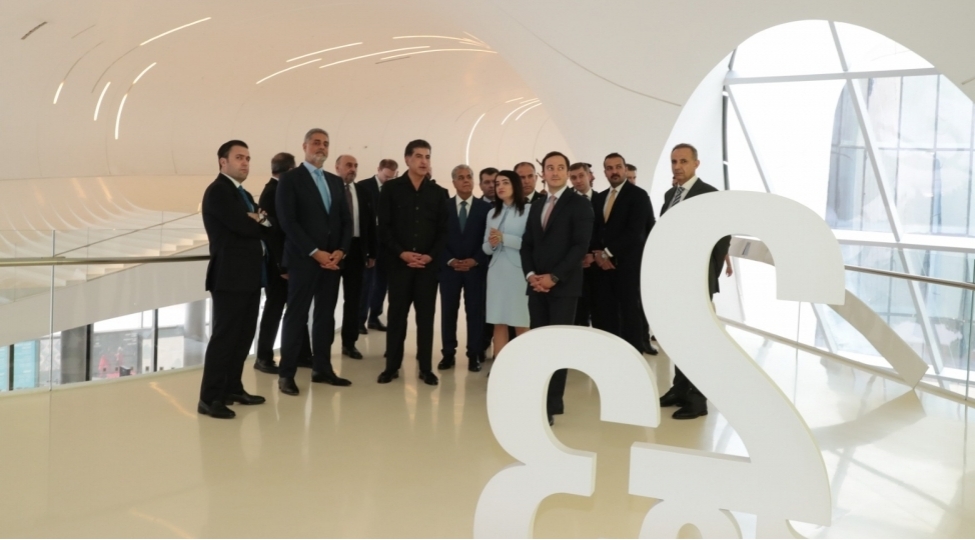 nechirvan-berzani-heyder-eliyev-merkezi-ile-tanish-olub-foto