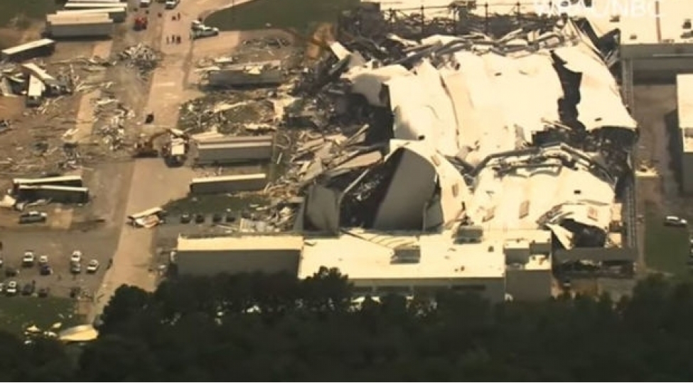 absh-de-tornado-pfizerin-zavodunu-dagidib-video