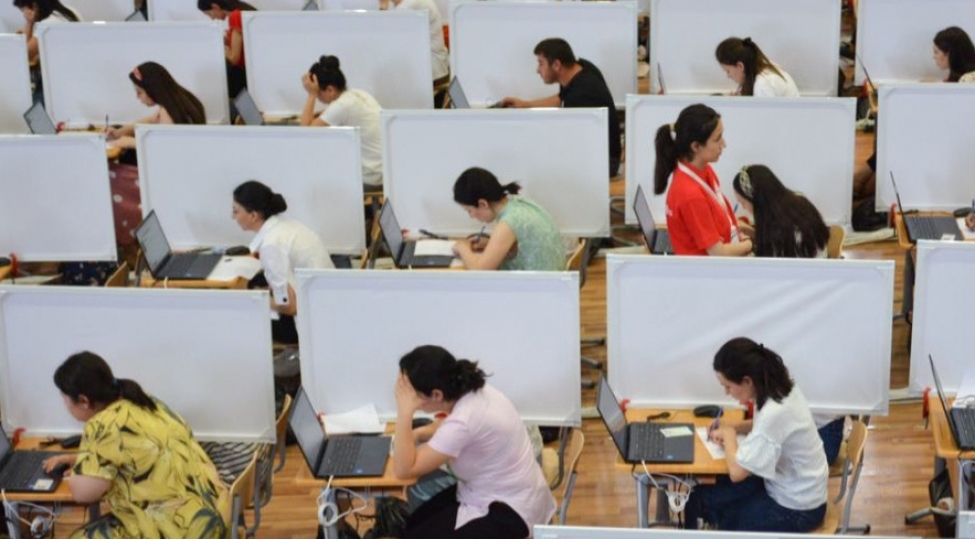mekteblerde-azerbaycan-bolmesi-uzre-movcud-olan-vakant-yerlerin-statistikasi-achiqlanib
