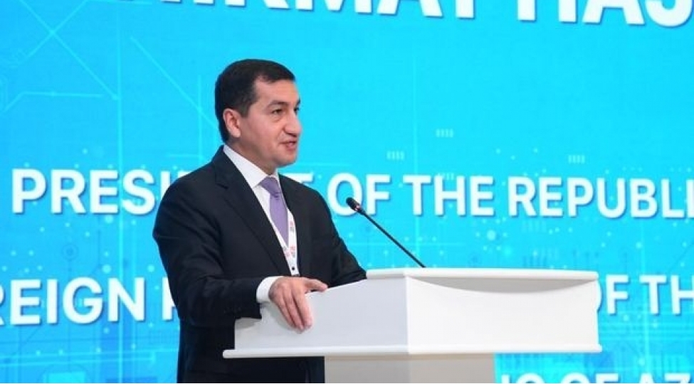 prezident-komekchisi-peshekar-jurnalistler-uchun-imtiyazlar-olmalidir