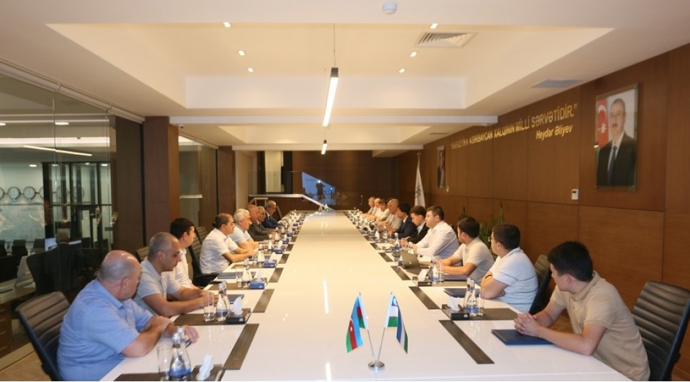 azerenerji-ozbekistan-milli-elektrik-shebekesi-ile-memorandum-imzalayib-foto