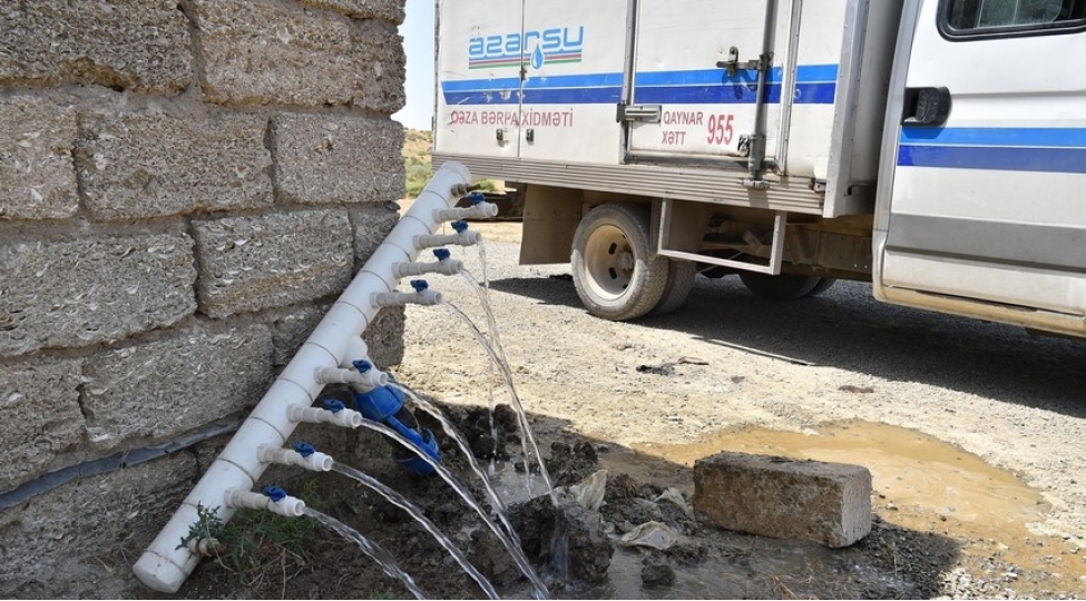 bakinin-sabunchu-rayonunda-ichmeli-sudan-qanunsuz-istifade-hallari-ashkarlanib-fotovideo