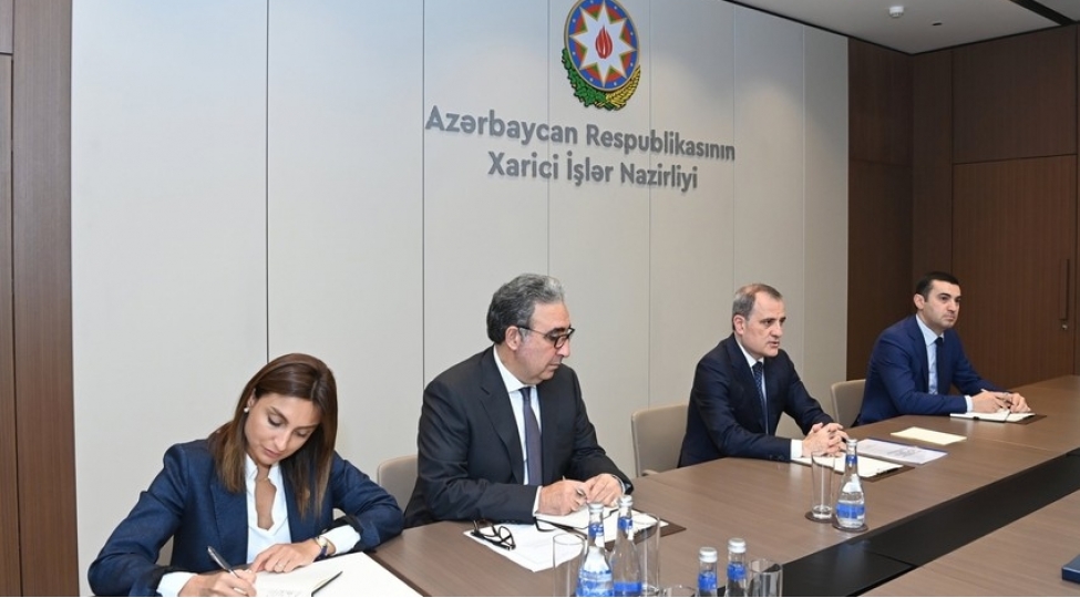 ceyhun-bayramov-ermenistanin-texribatlari-barede-kolumbiya-sefirini-melumatlandirib-foto
