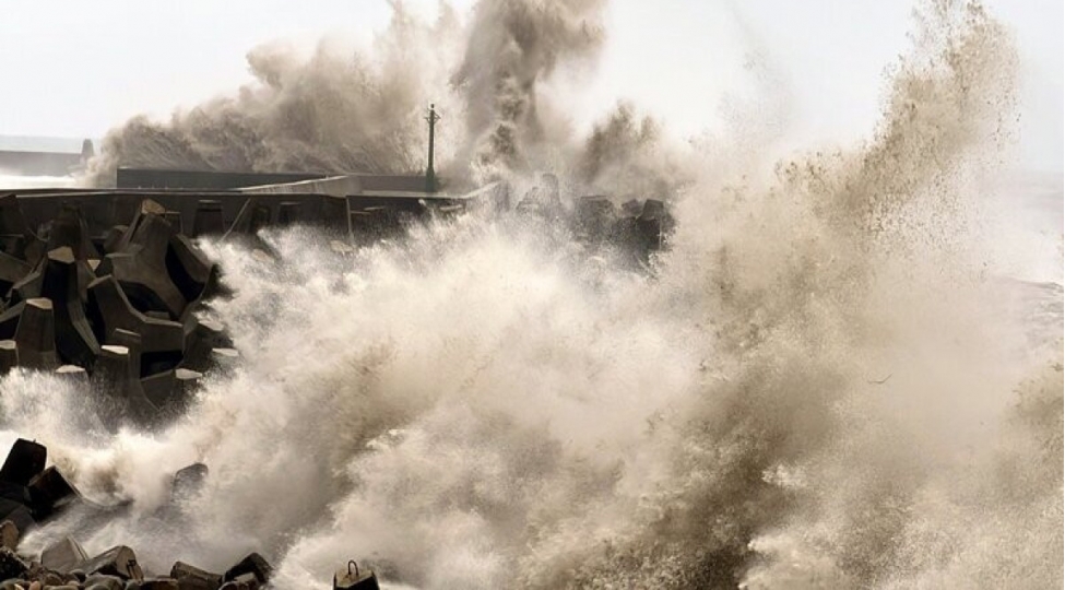 dagidici-doksuri-qasirgasi-chin-ve-tayvani-cengine-alib