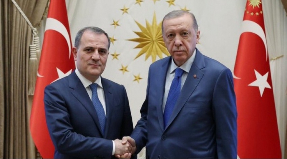 azerbaycan-ve-turkiye-arasindaki-qardashliq-munasibetleri-regionda-tehlukesizlik-ve-inkishafin-teminatidir-xin