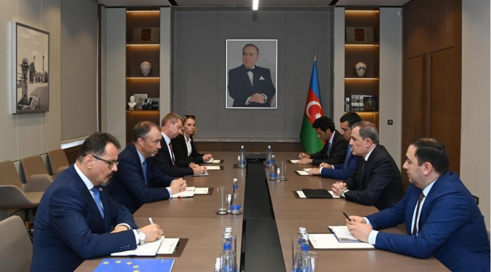 ceyhun-bayramov-toivo-klaari-qebul-edib