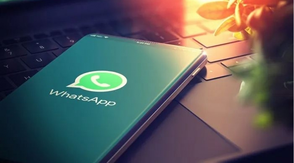 azerbaycanda-whatsapp-hesablari-baglanir