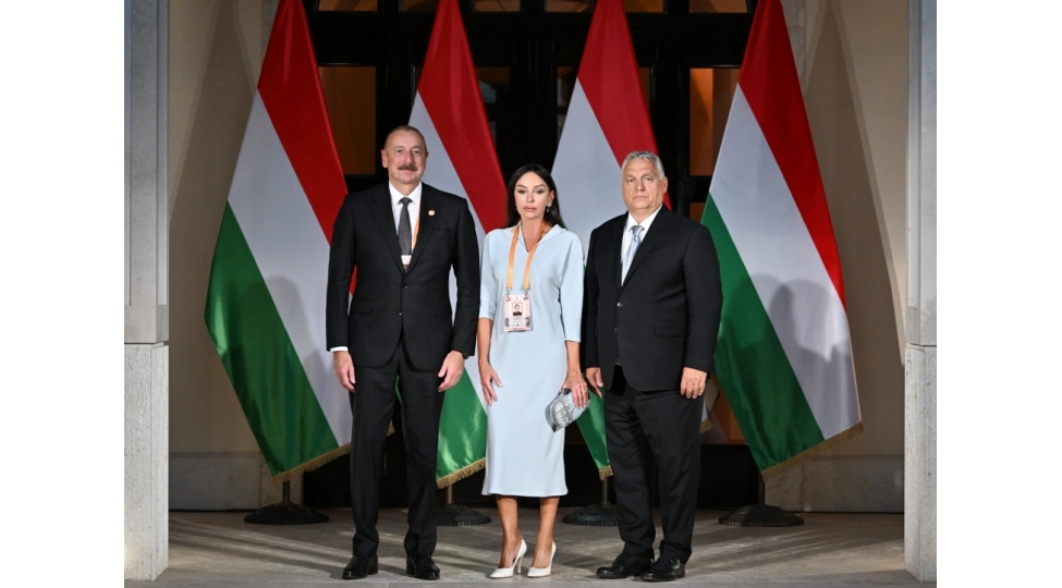 dostluq-emekdashliq-strateji-terefdashliq