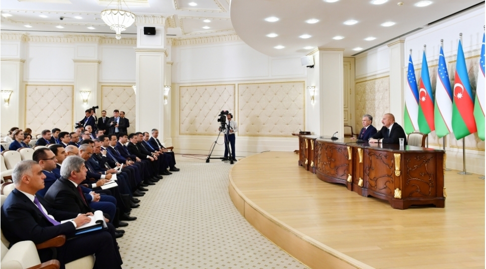 azerbaycan-ile-ozbekistan-arasinda-qardashliq-munasibetlerinin-choxesrlik-tarixi-var-prezident-ilham-eliyev