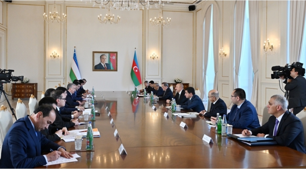 ozbekistanda-heyder-elirza-oglunun-xatiresine-tamamile-ferqli-yanashilir-shavkat-mirziyoyev