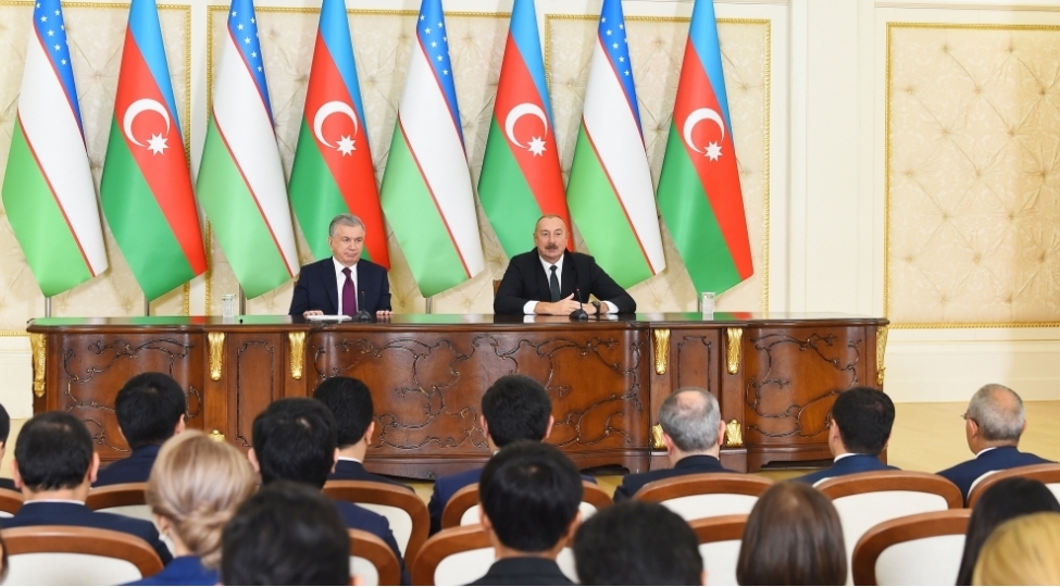 ozbekistan-azerbaycanin-ugurlarina-chox-sevinir-prezident-mirziyoyev