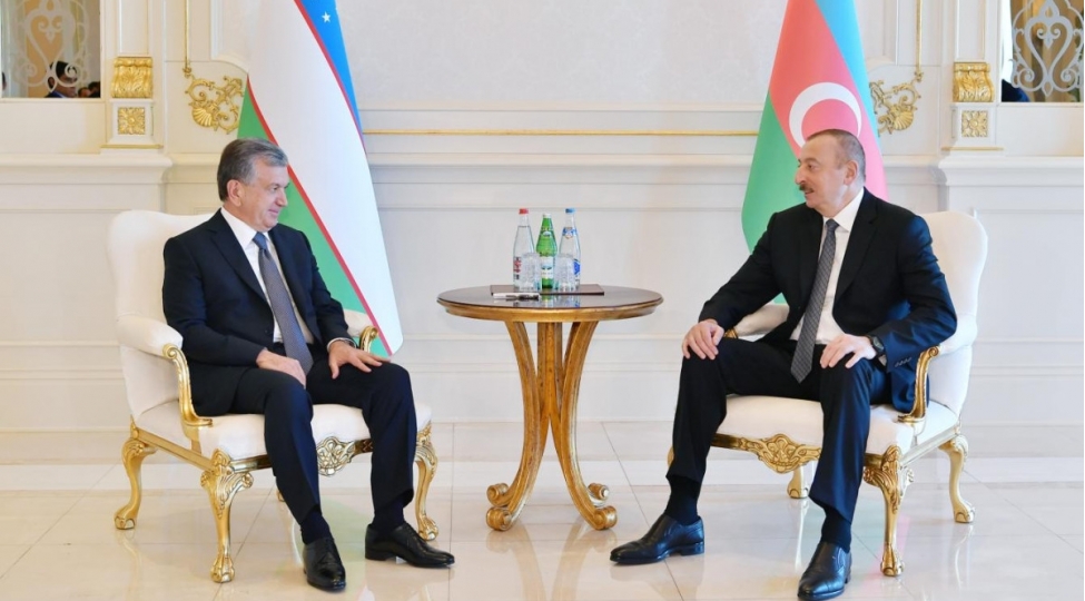 azerbaycan-ve-ozbekistan-prezidentlerinin-tekbetek-gorushu-bashlayib