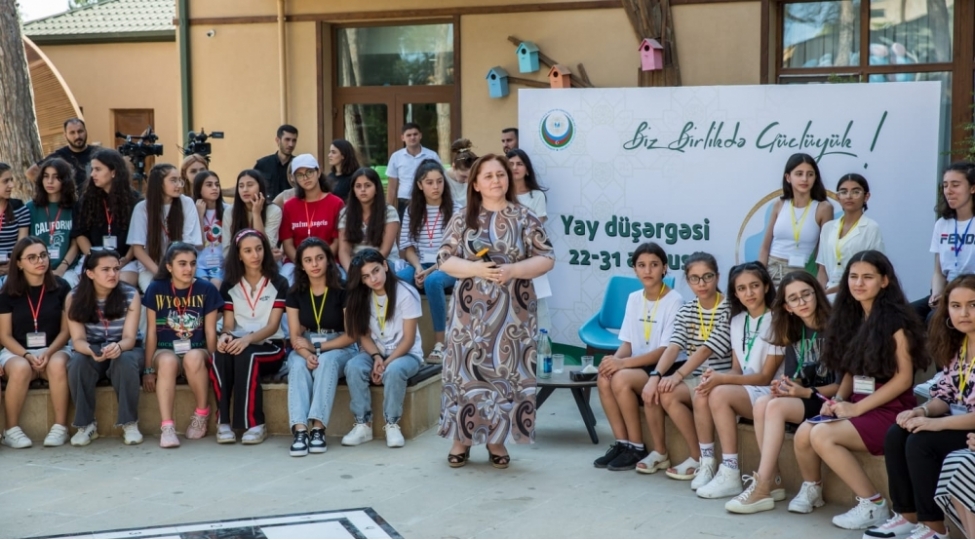 biz-birlikde-gucluyuk-adli-yay-dushergesine-start-verilib-foto