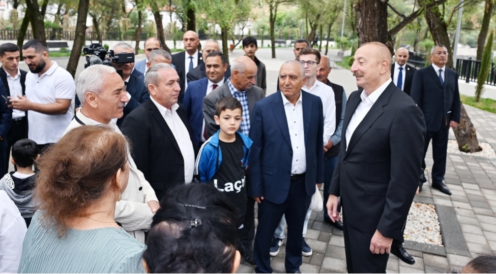 prezident-ilham-eliyev-elli-yashimi-agcabedide-lachinlilarla-qeyd-etmishem-60-yashimi-shushada-qeyd-etmishem