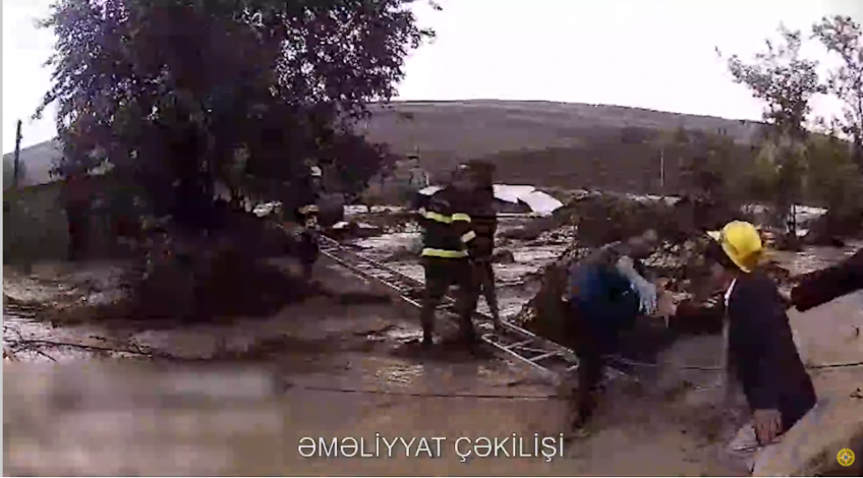 ismayillida-sel-sebebinden-tehlukeli-veziyyetde-qalan-vetendashlar-texliye-edilibler