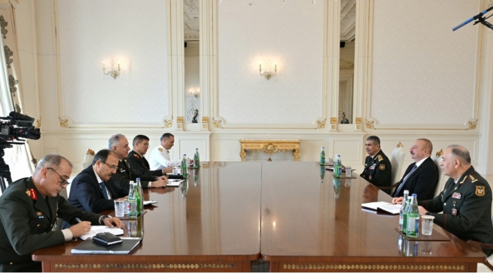 prezident-ilham-eliyev-turkiye-silahli-quvvelerinin-bash-qerargah-reisini-qebul-edib-yenilenib