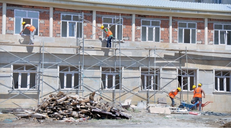 yaponiya-yeni-xocavend-qesebesi-ve-neftchalada-mekteb-tikecek