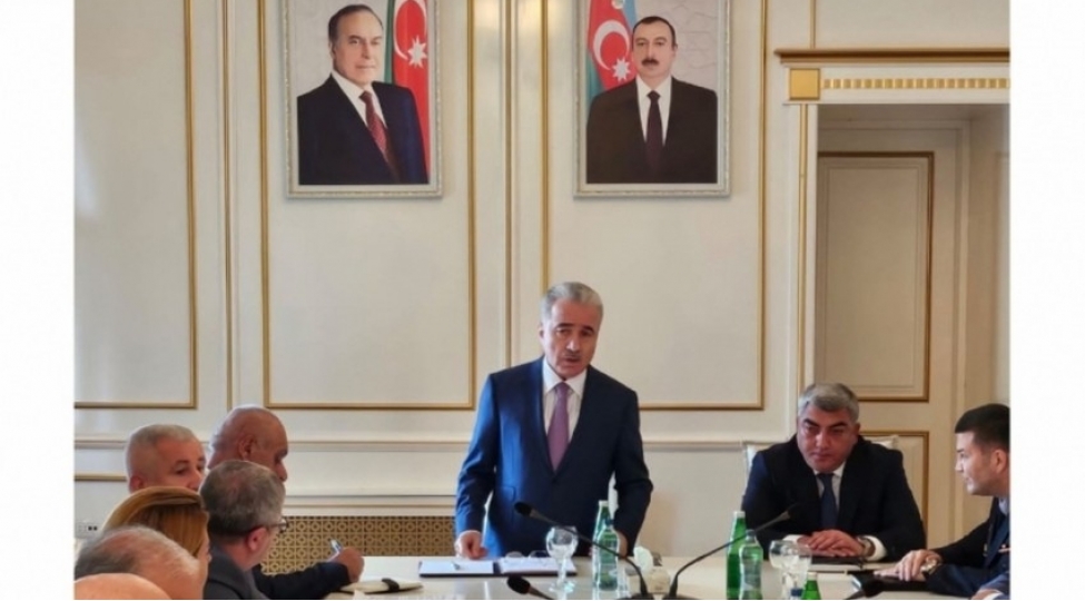 qubanin-yeni-icra-bashchisi-kollektive-teqdim-olunub