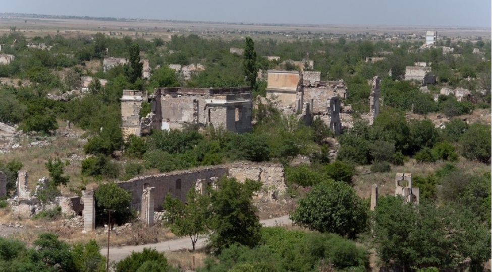 agdamin-bash-qervend-kendinde-slovakiya-terefinden-agilli-kend-layihesi-heyata-kechirilecek