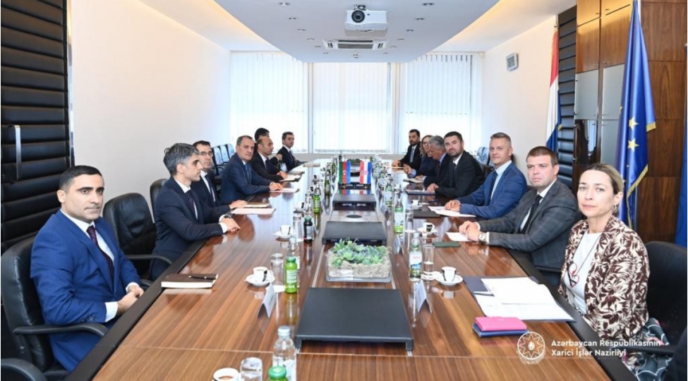ceyhun-bayramov-xorvatiyanin-iqtisadiyyat-ve-dayaniqli-inkishaf-naziri-ile-gorushub