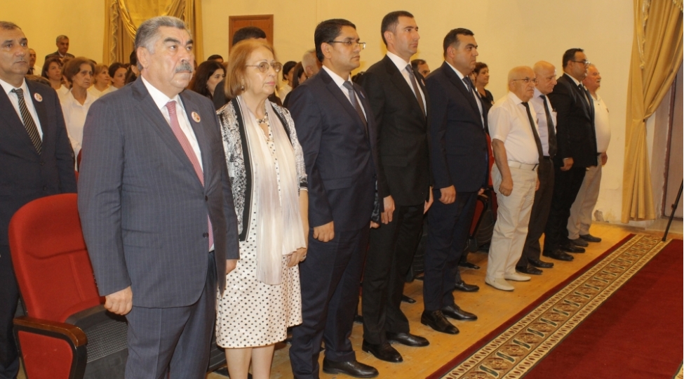 milli-qurur-ve-iftixar-menbeyimiz-foto