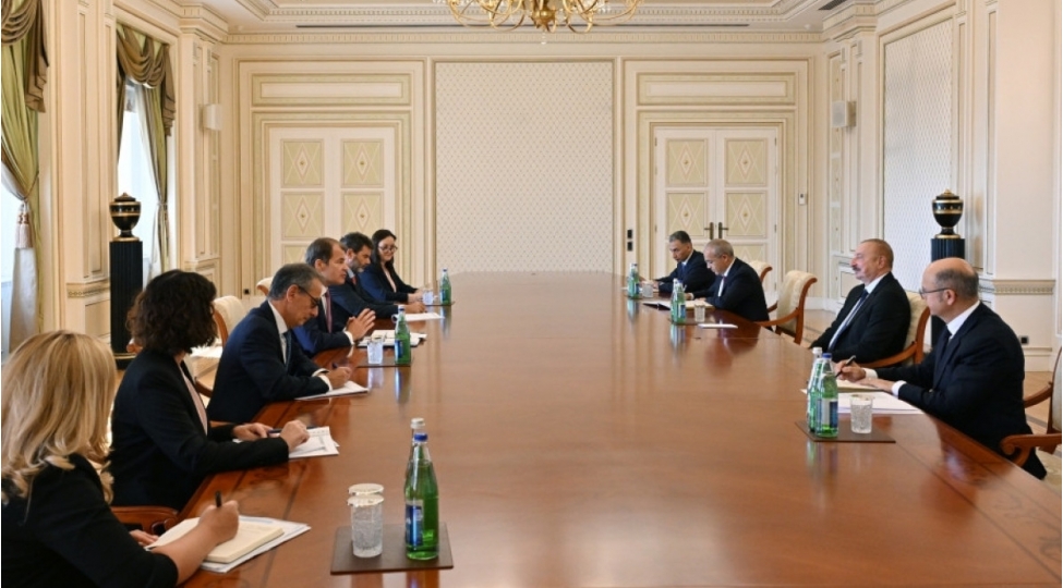 prezident-ilham-eliyev-ayib-in-numayende-heyetini-qebul-edib-yenilenib