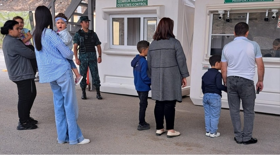 lachin-serhed-buraxilish-menteqesinden-ermeniesilli-shexslerin-serbest-kechidi-temin-edilib-foto