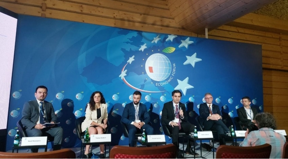 polshada-kechirilen-konfransda-iranin-guney-azerbaycanlilara-qarshi-repressiya-siyaseti-muzakire-olunub-foto
