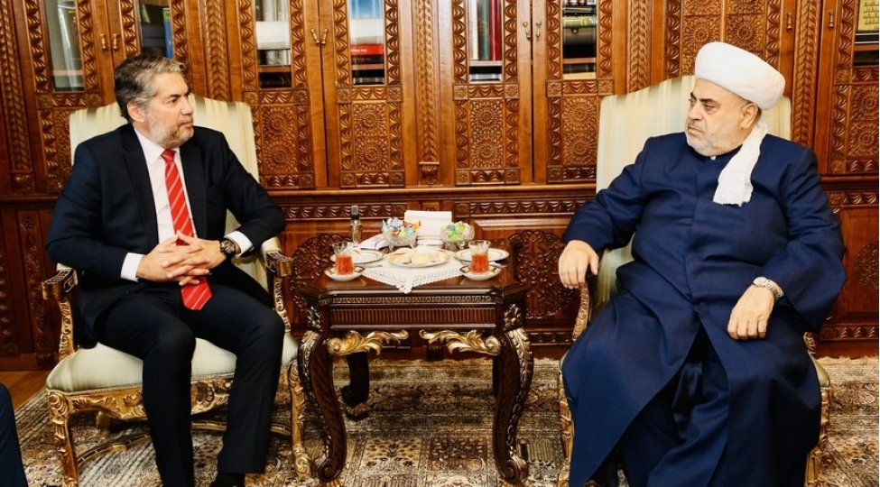 qmi-sedri-ermeni-apostol-kilsesi-sulhu-deyil-yeniden-muharibeni-teblig-edir