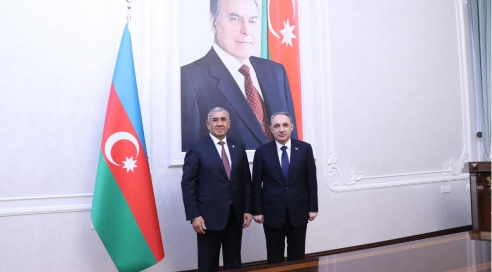 kamran-eliyev-ozbekistan-bash-prokuroru-ile-gorushub-foto
