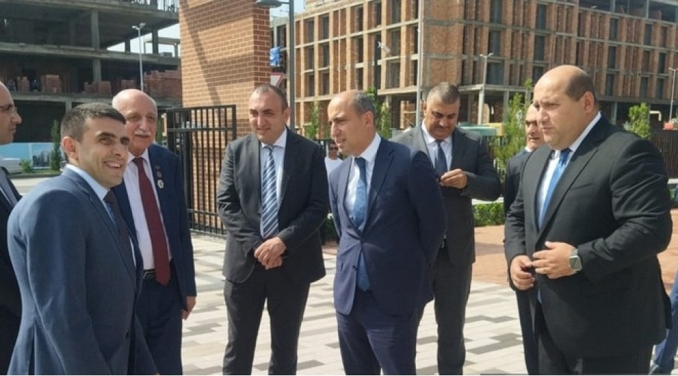 fuzulide-30-ilden-sonra-ilk-tedris-ilinin-zengi-chalinib-nazir-merasimde-ishtirak-edib-fotoyenilenib