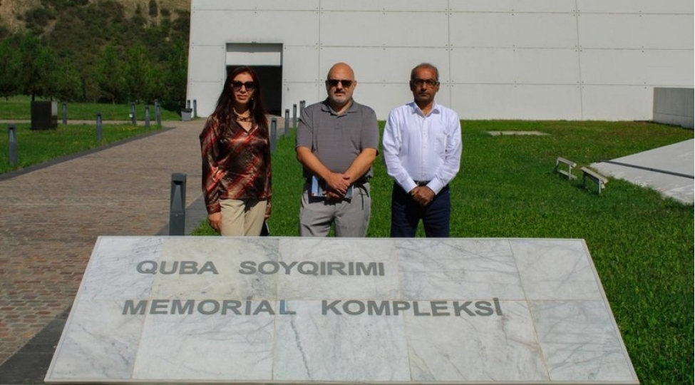 kanada-numayende-heyeti-quba-soyqirimi-memorial-kompleksini-ziyaret-edib