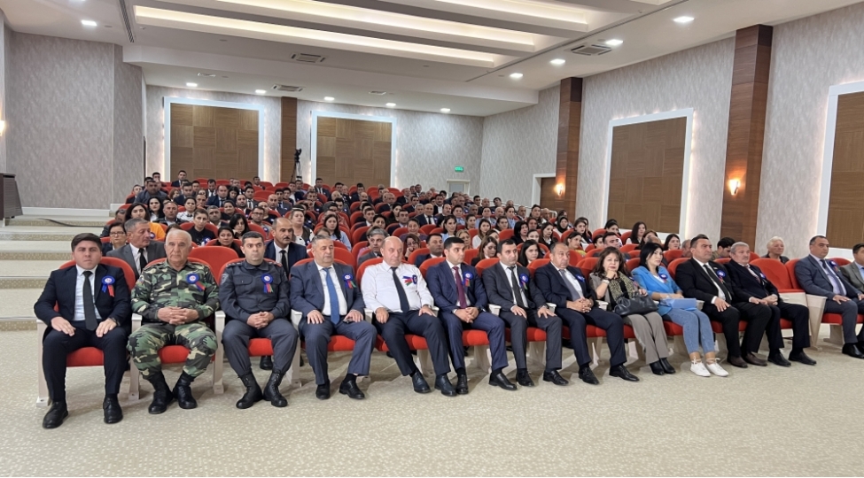 azerbaycan-dovletchiliyinin-xilaskari-foto