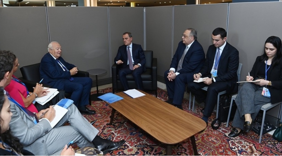 ceyhun-bayramov-bmt-bash-katibinin-muavini-ile-gorushub-2