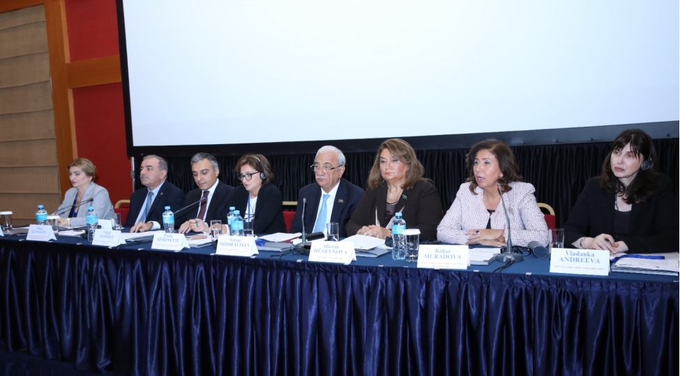 beraberlik-ve-inkluzivlik-namine-emekdashliq-foto